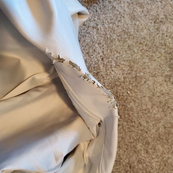 GUESS jacket - Picture 12 of 12